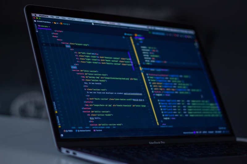 ¿Es viable un cambio de carrera a Tech a los 50? Historias de éxito y consejos prácticos